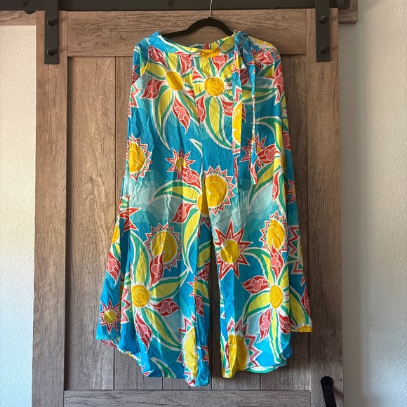Castaway Cay exclusive beach pants - Picture 1 of 4